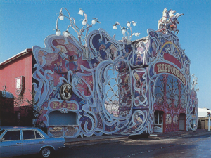 Die neue Fassade von Rolf Zehetberger.